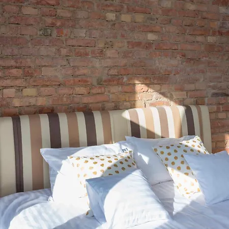 Provenir Strzelecka 25 Poznań