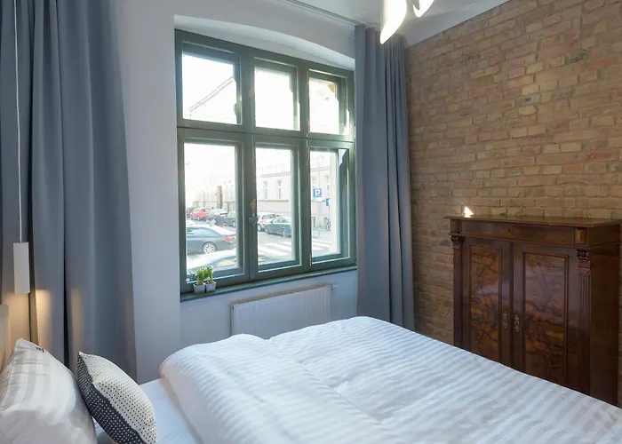 Provenir Strzelecka 25