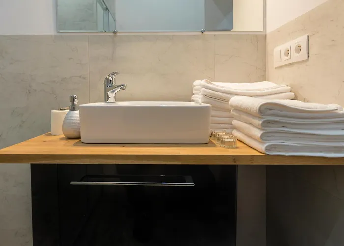 Provenir Strzelecka 25 Poznań