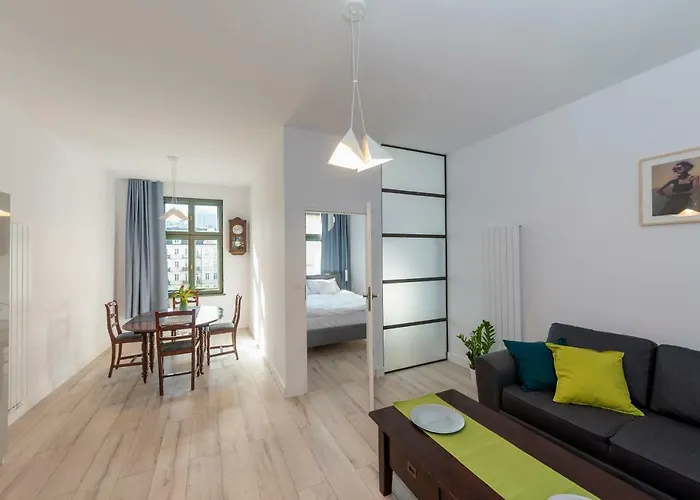 Provenir Strzelecka 25 Poznań