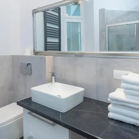 Apartament Provenir Strzelecka 25 *