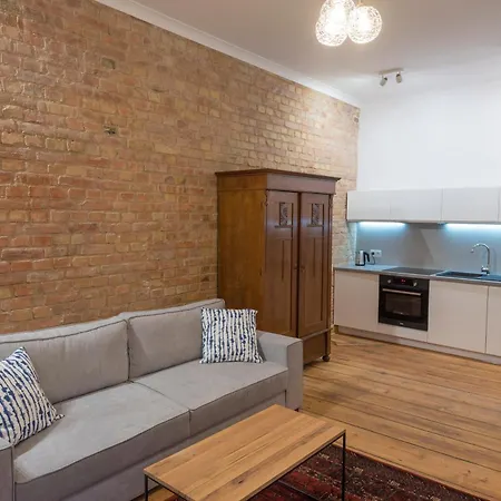 アパート Provenir Strzelecka 25