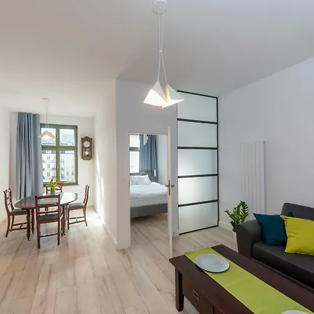 Provenir Strzelecka 25 ポズナン