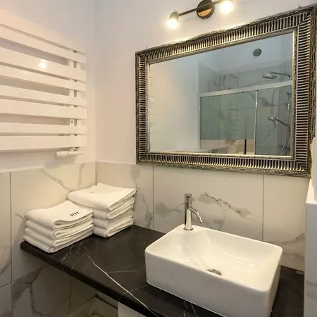 アパート Provenir Strzelecka 25 ポズナン